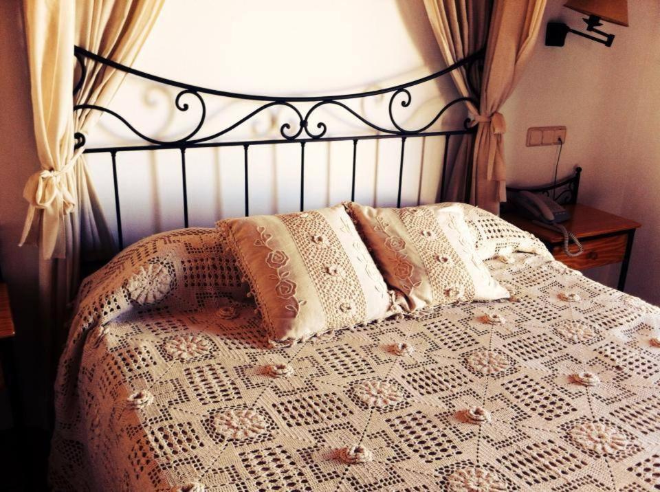 Hotel El Curro Burunchel Bilik gambar